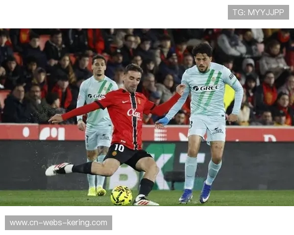 罗马韦斯利-利马脚踝重伤，对阵那不勒斯比赛中离场