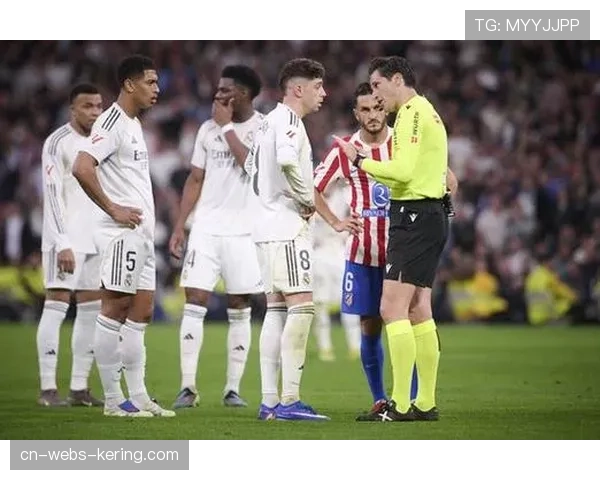 巴尔韦德妻子发文质疑VAR判罚后删除,裁判争议波及家属 巴尔韦德妻子发文质疑VAR判罚后删除,裁判争议波及家属